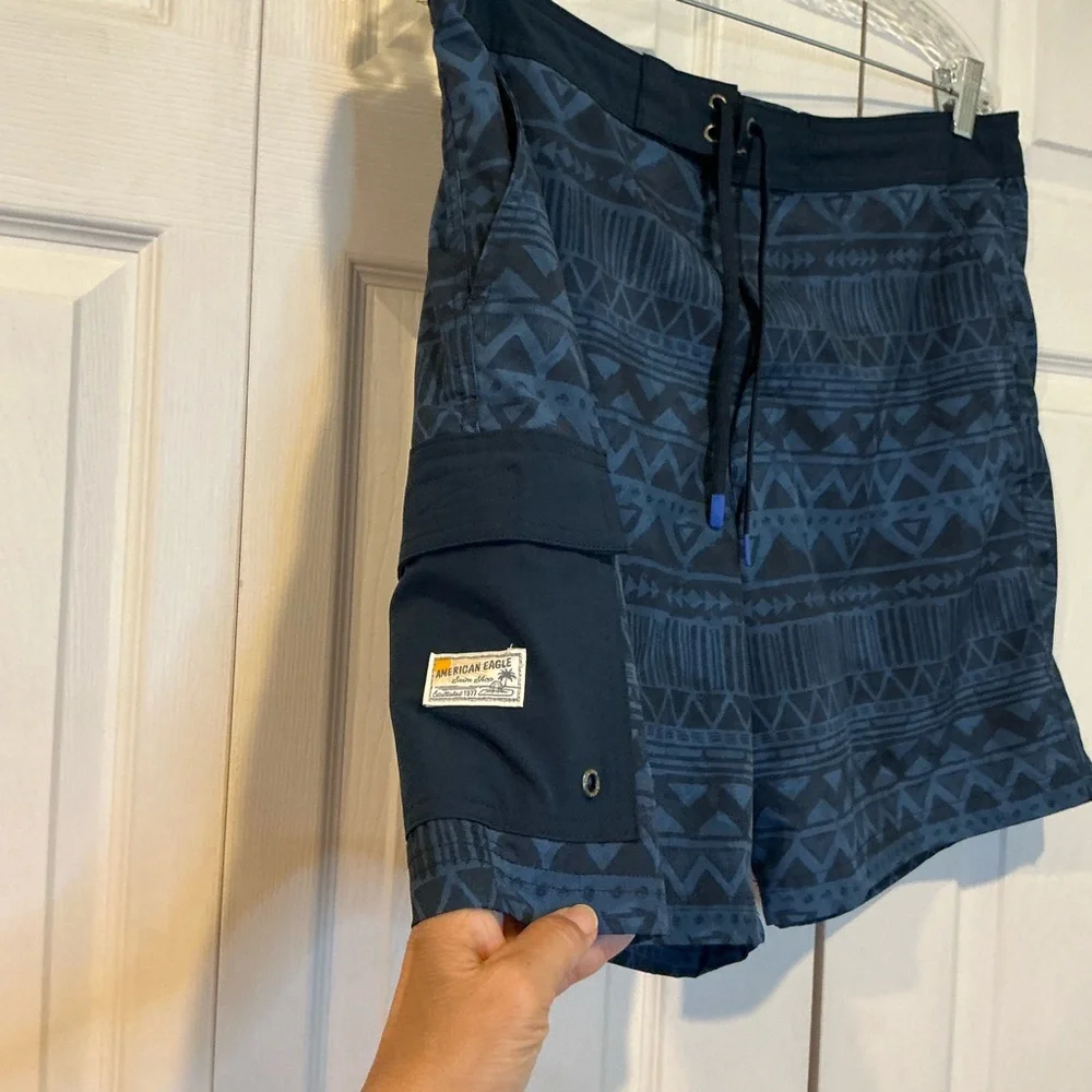 🩷 American Eagle Men’s Blue Board Shorts  - Large